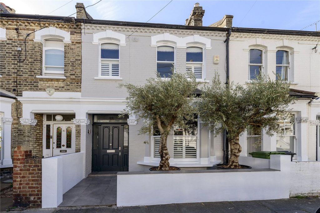 Property photo 3 of 25 Picture No. 48