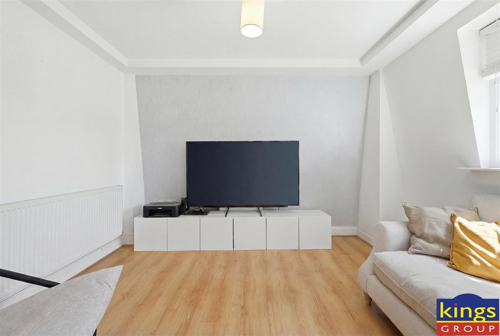 Property photo 3 of 13 5_Img_7616.Jpg