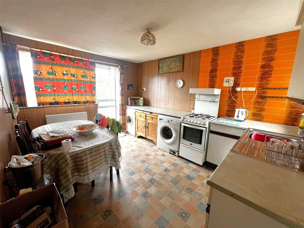 Property photo 3 of 10 Picture No. 08