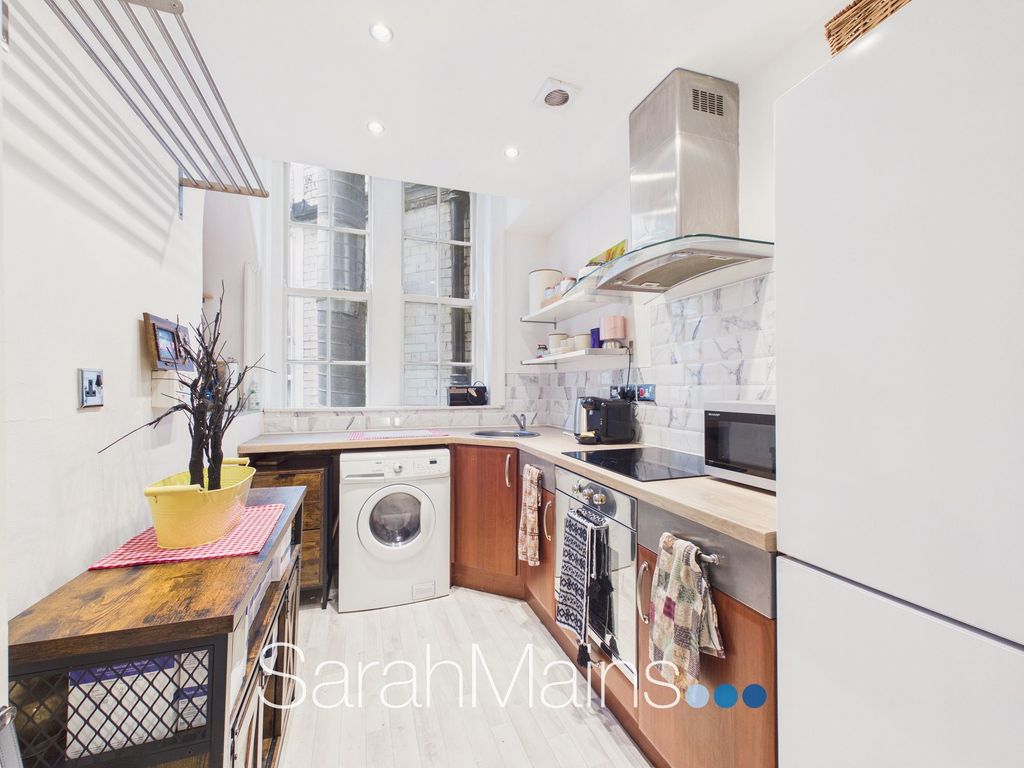 Property photo 3 of 13 Kitchen