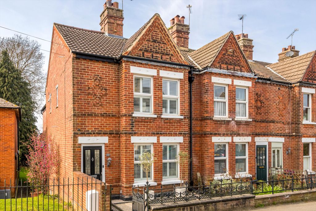 Property photo 1 of 17 Image