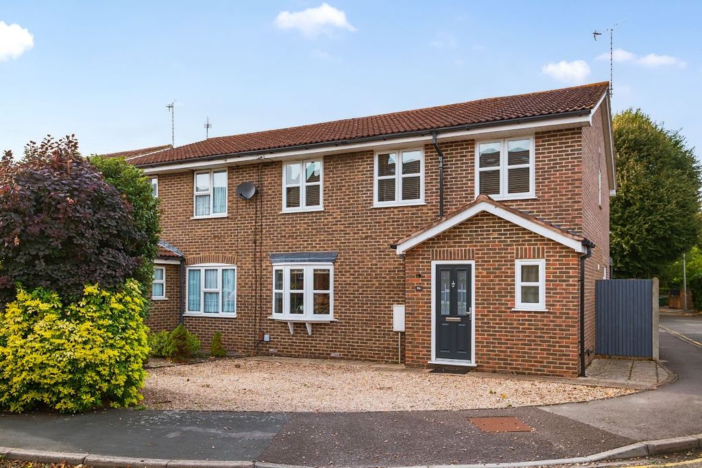 Property photo 1 of 24