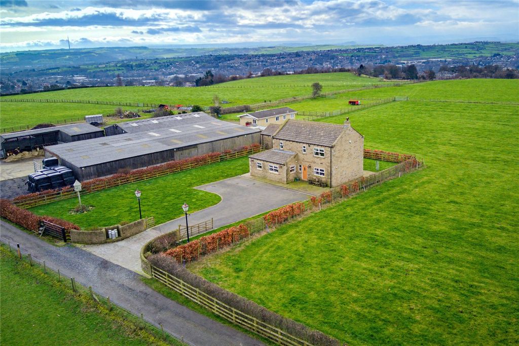 Property photo 1 of 36 Accommodation