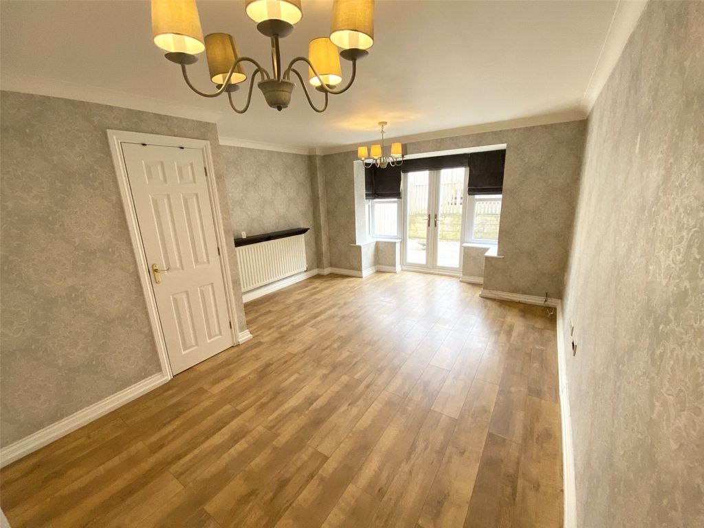 Property photo 2 of 25 Picture No. 34