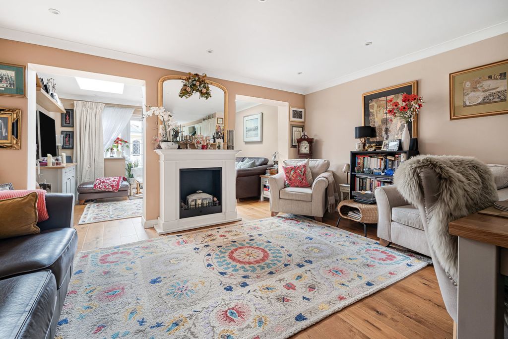 Property photo 2 of 17 Reception Room