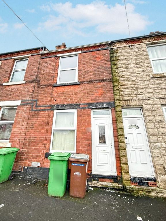 Property photo 1 of 18