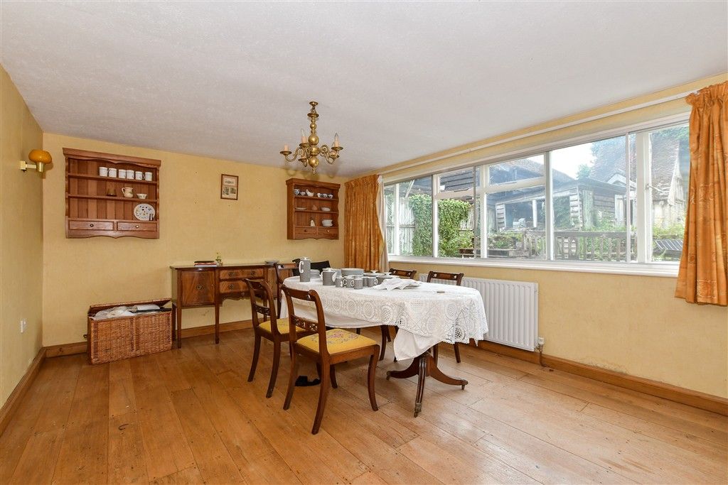 Property photo 1 of 12 Dining Room
