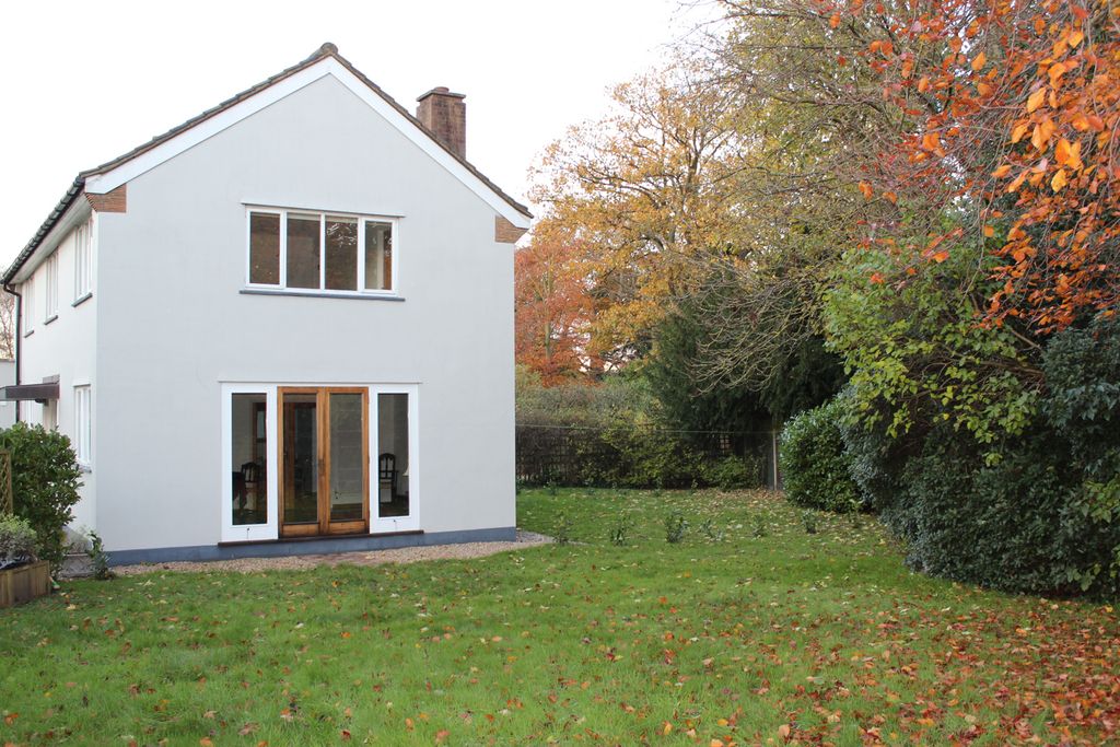 Property photo 2 of 13 Large Grounds - Not Overlooked