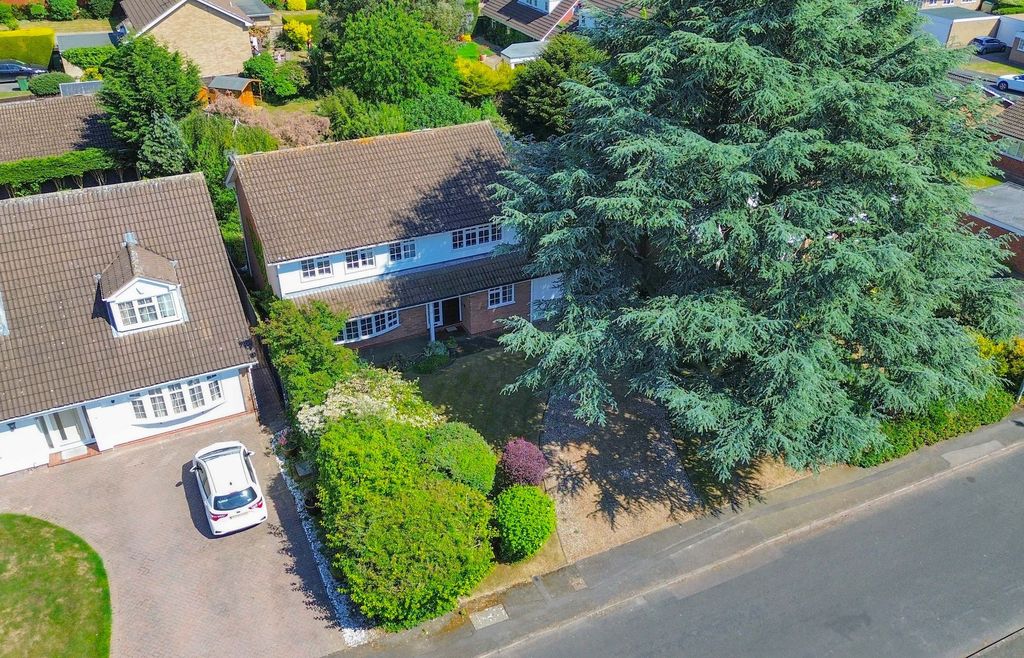 Property photo 1 of 26