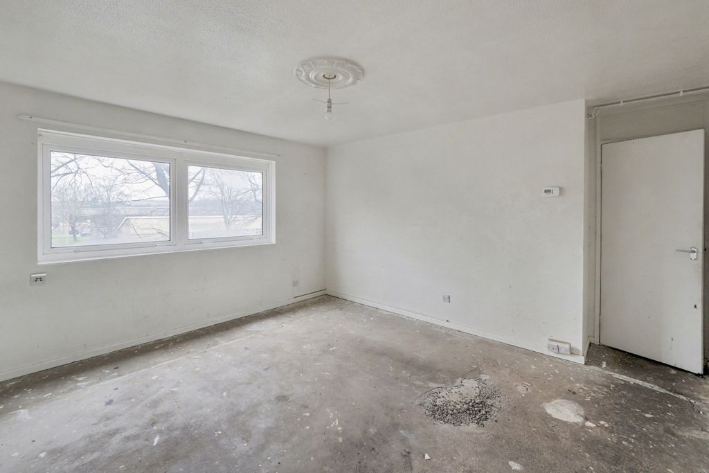 Property photo 2 of 12 Flat 28 Bodmin Court, Bellamy Road, Mansfield, Ng18 4Qa