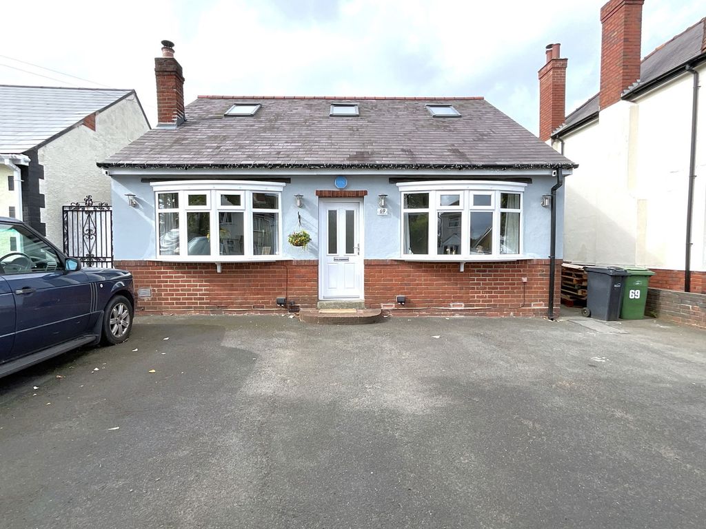 Property photo 3 of 27