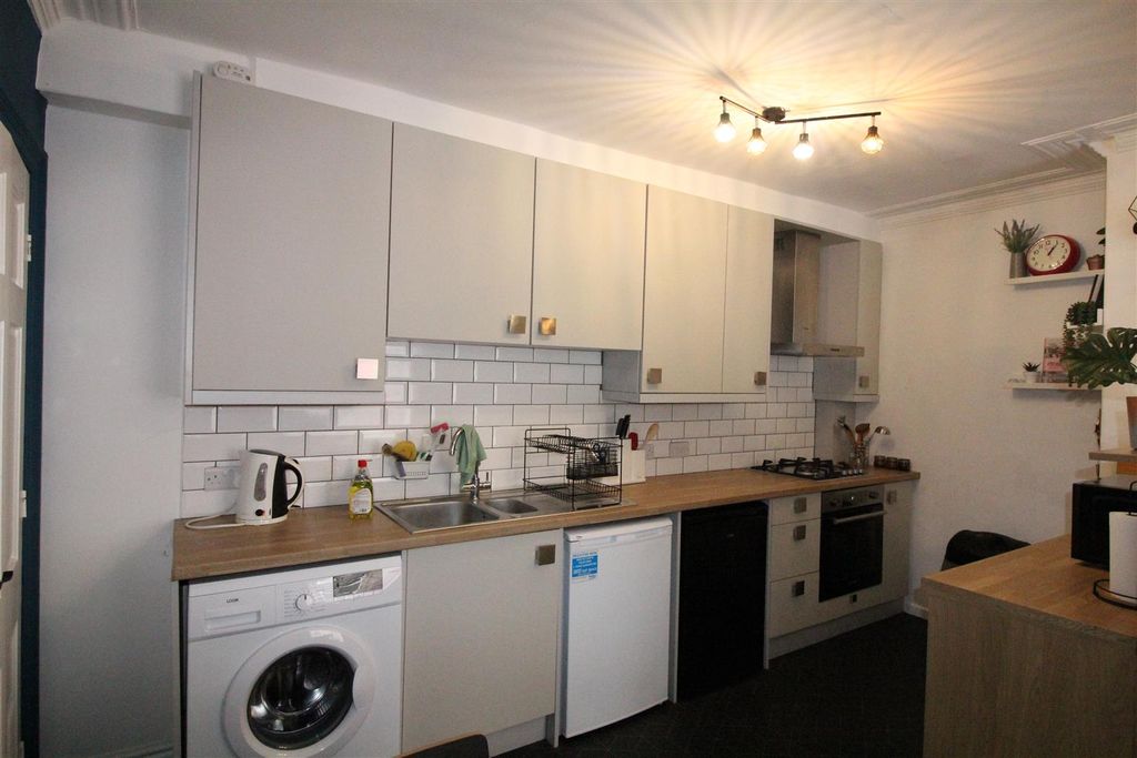 Property photo 3 of 10 Img_0809.Jpg