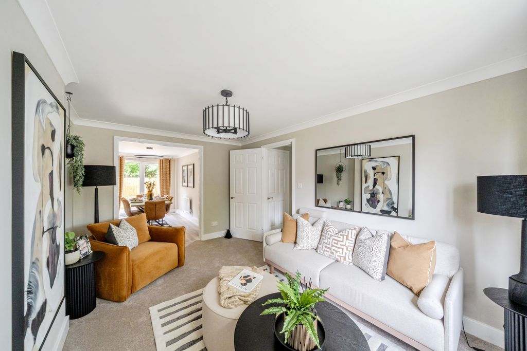 Property photo 3 of 19 Image