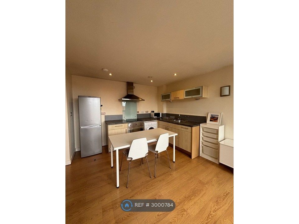 Property photo 1 of 8 Open Plan Kitchen