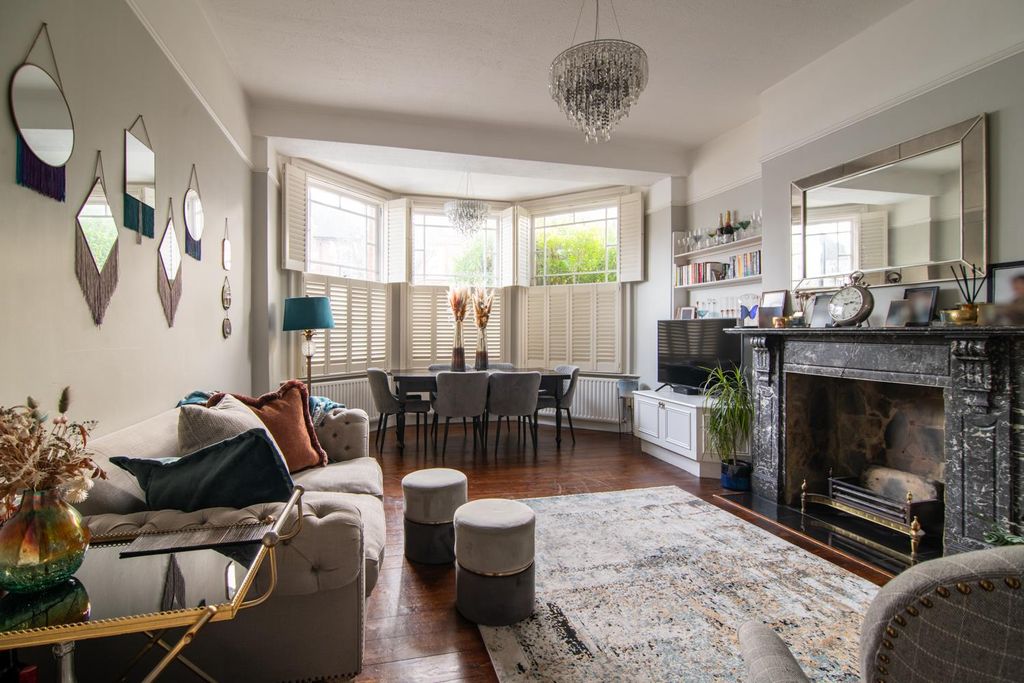 Property photo 2 of 34 2.Jpg