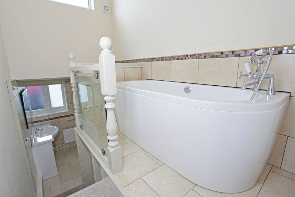 Property photo 3 of 18