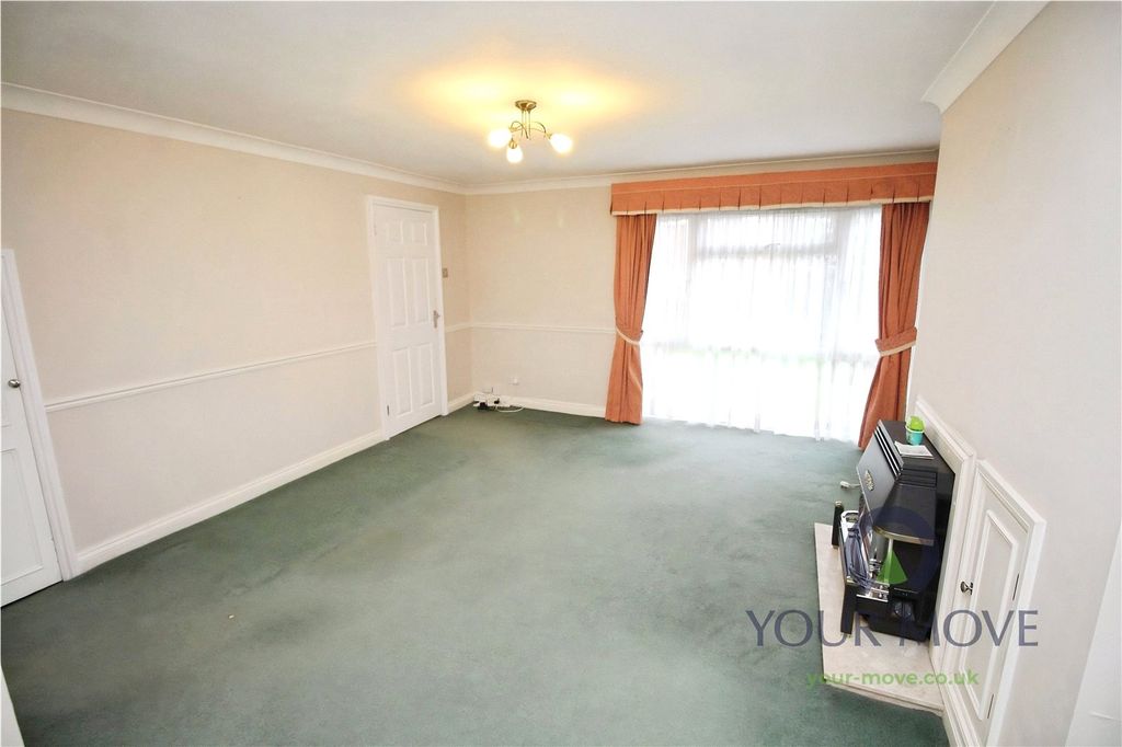 Property photo 3 of 16 Lounge/Diner