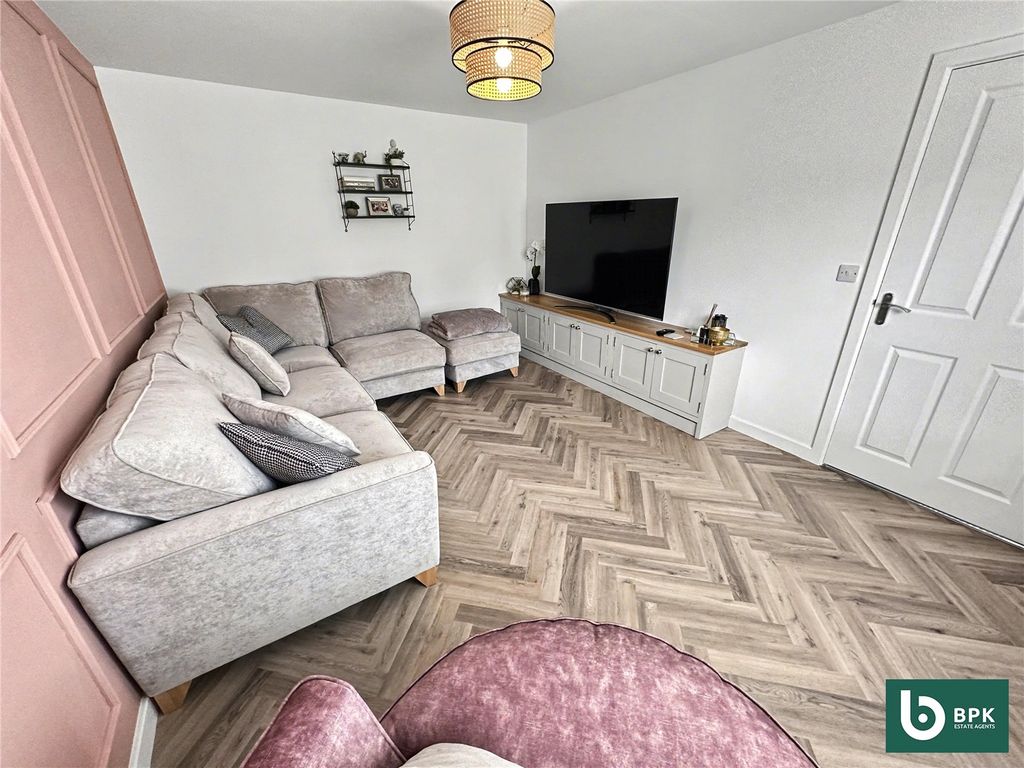 Property photo 3 of 20 Picture No. 47