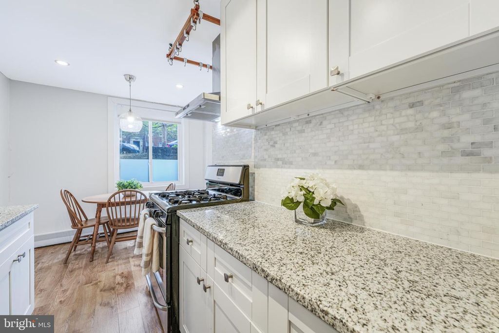 Property photo 3 of 21 <Alttext/>