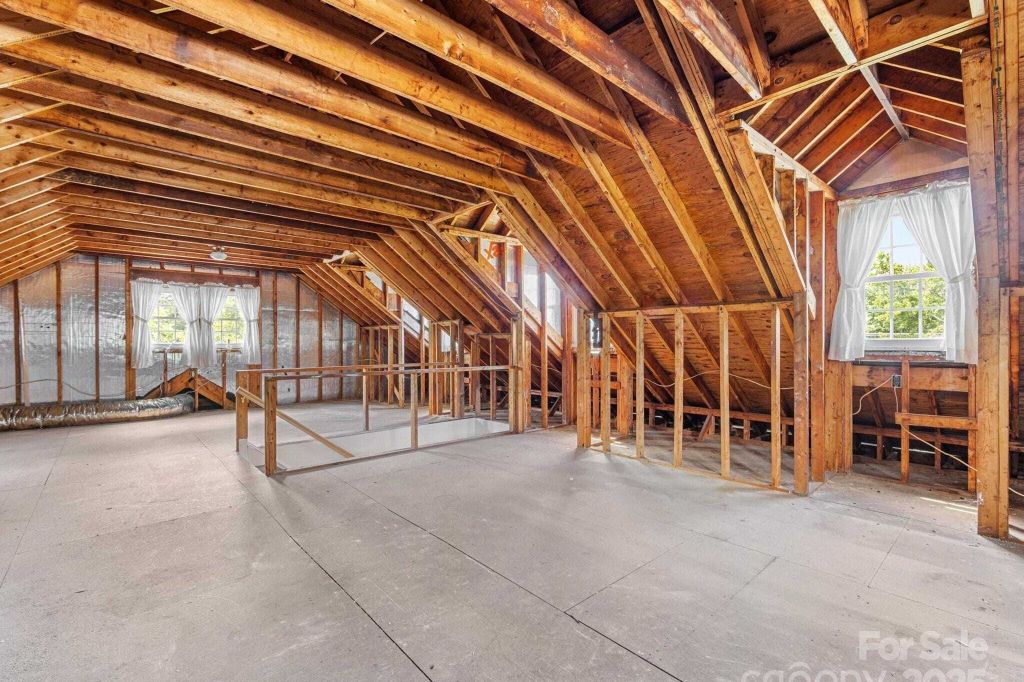 Property photo 3 of 7 <Alttext/>