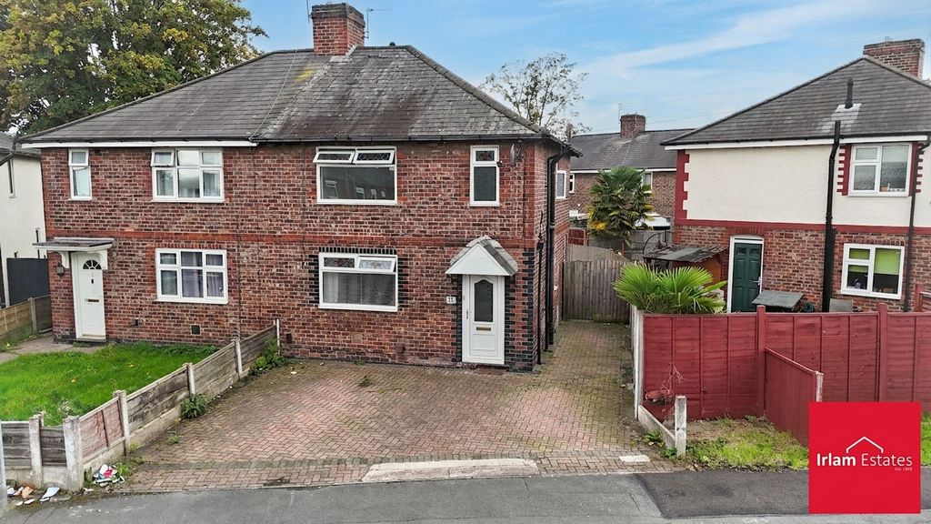 Property photo 1 of 18