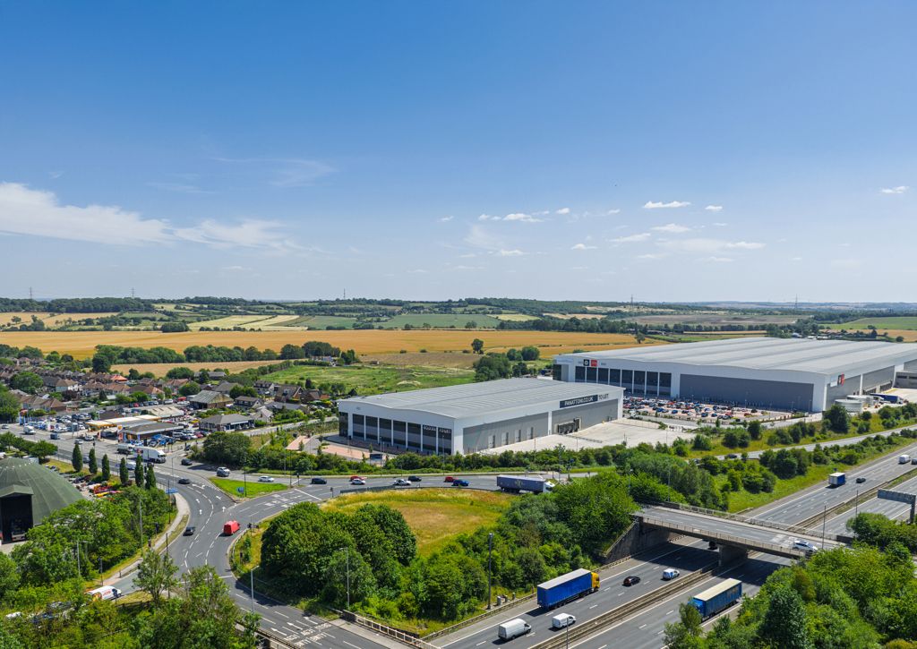 Property photo 3 of 8 Photo 21