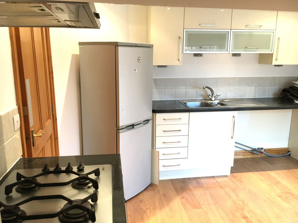 Property photo 2 of 6 Image