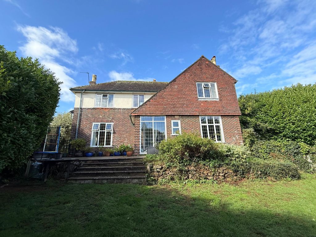 Property photo 1 of 38