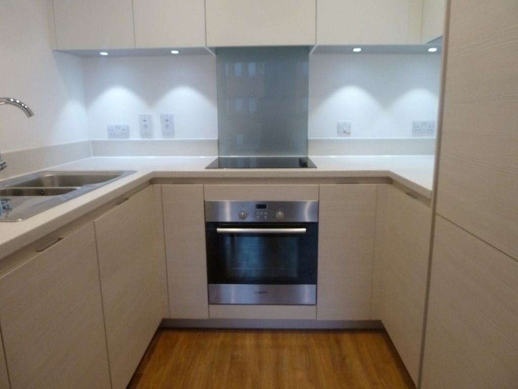Property photo 3 of 6 Kitchen