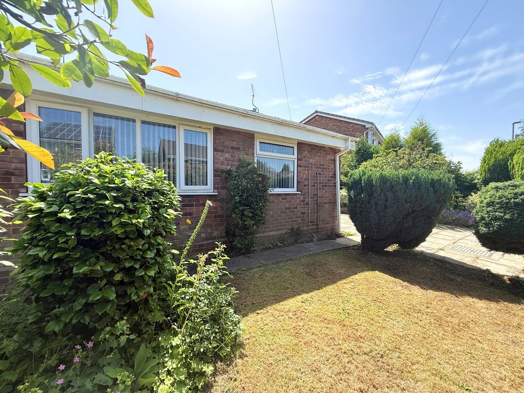Property photo 1 of 20