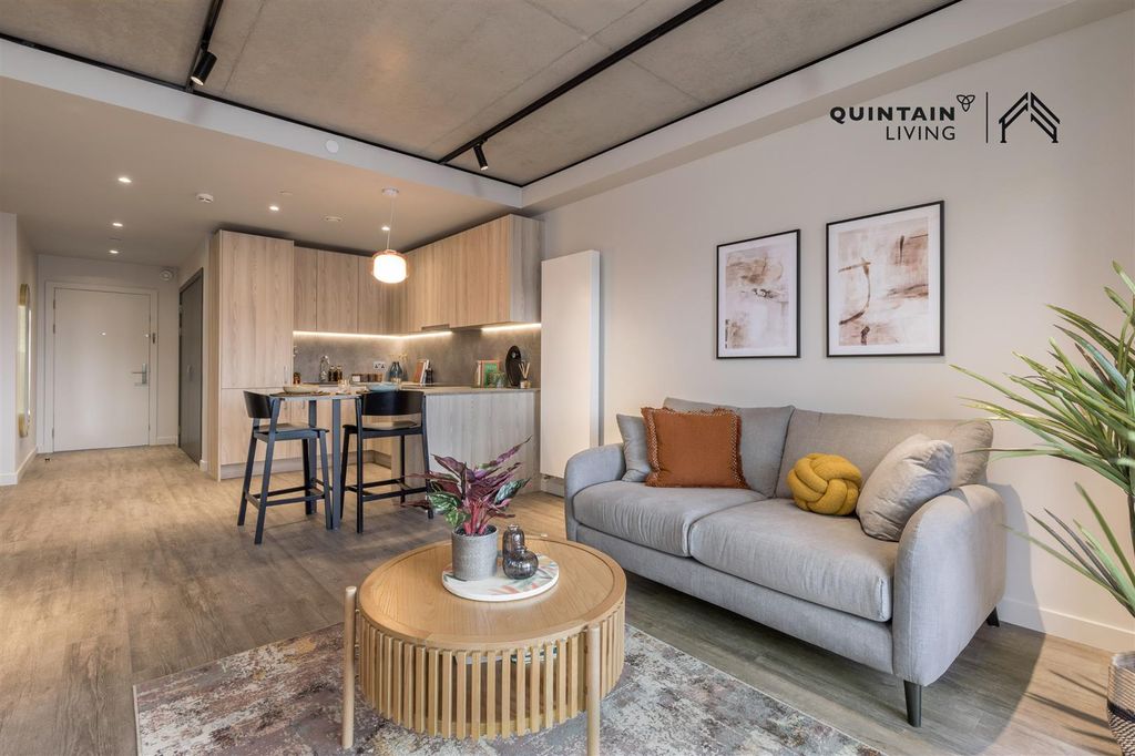 Property photo 1 of 17 1.Png