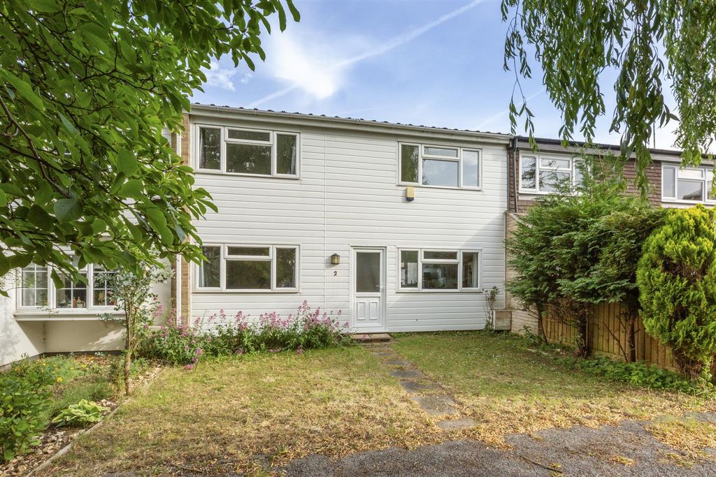 Property photo 1 of 12