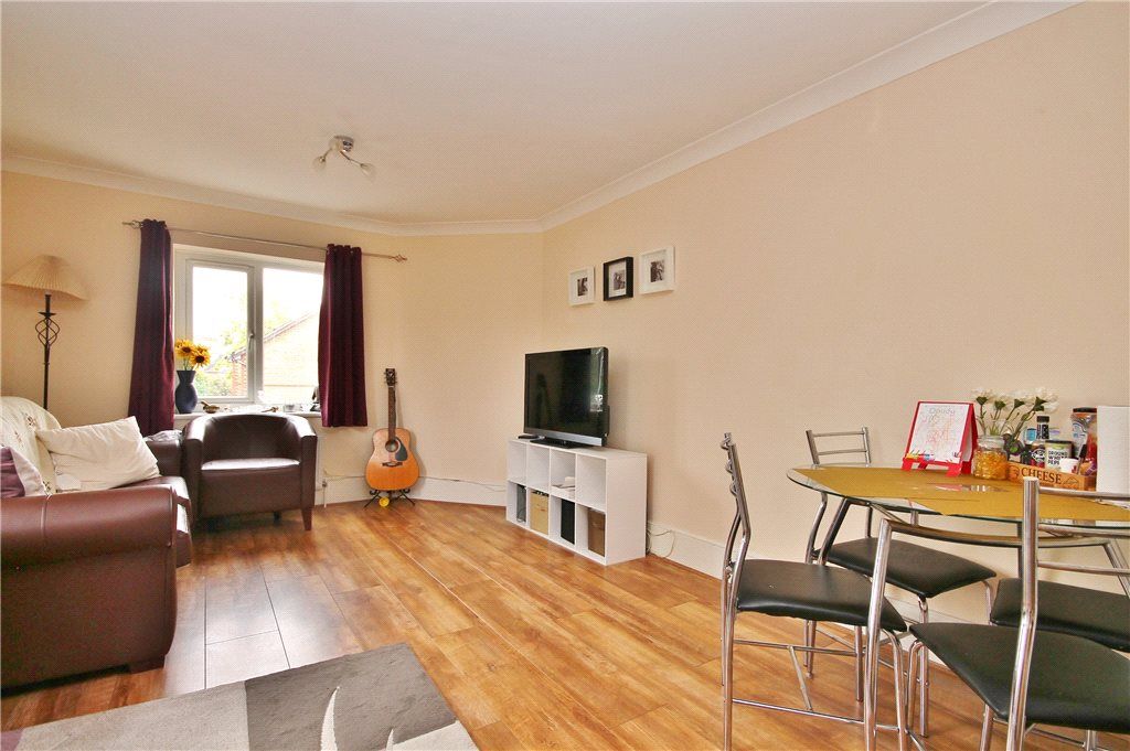 Property photo 2 of 8 Reception Room
