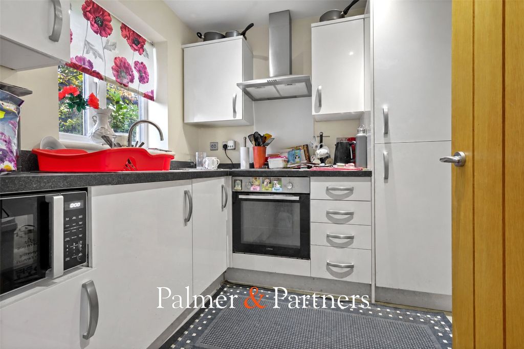 Property photo 3 of 9 Picture No. 11