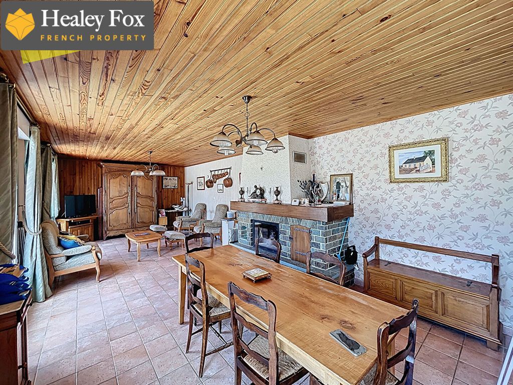 Property photo 2 of 11