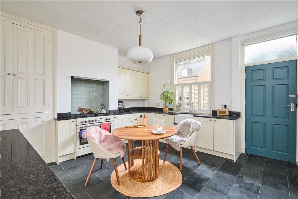 Property photo 2 of 23 Kitchen Diner