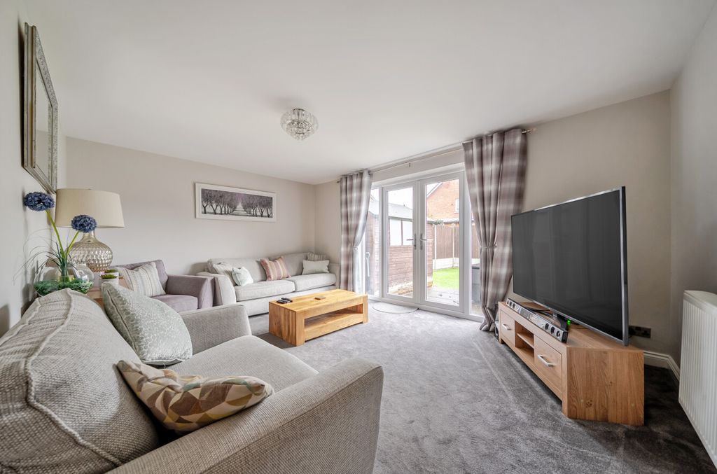 Property photo 2 of 22 1395691-25-695F8A2d62E2c