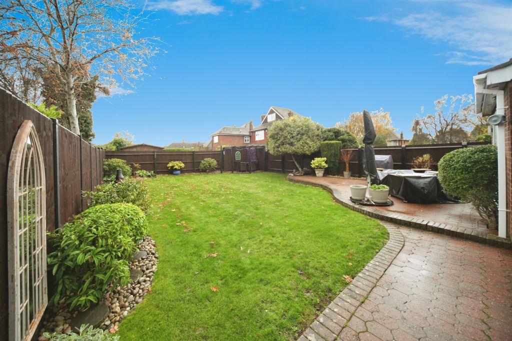 Property photo 3 of 15