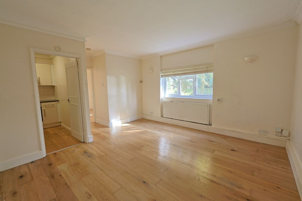 Property photo 2 of 8 4513153
