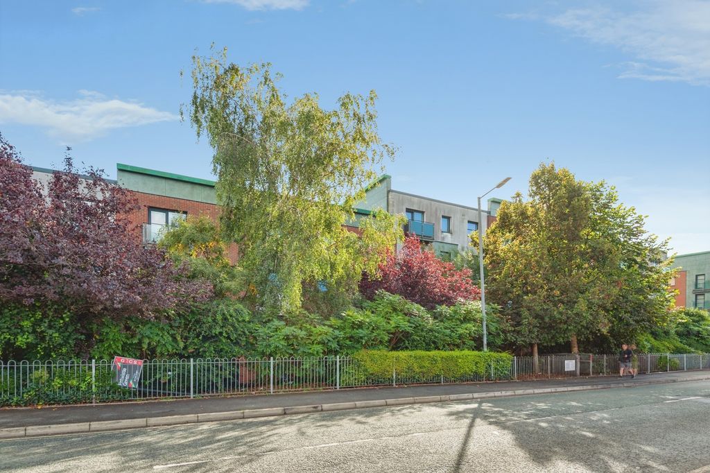 Property photo 2 of 18 Pbox-Img.Jpg