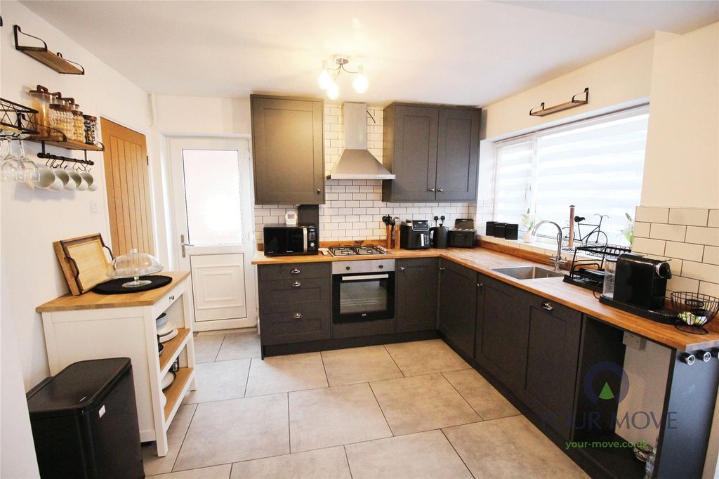 Property photo 3 of 11 Picture No. 09