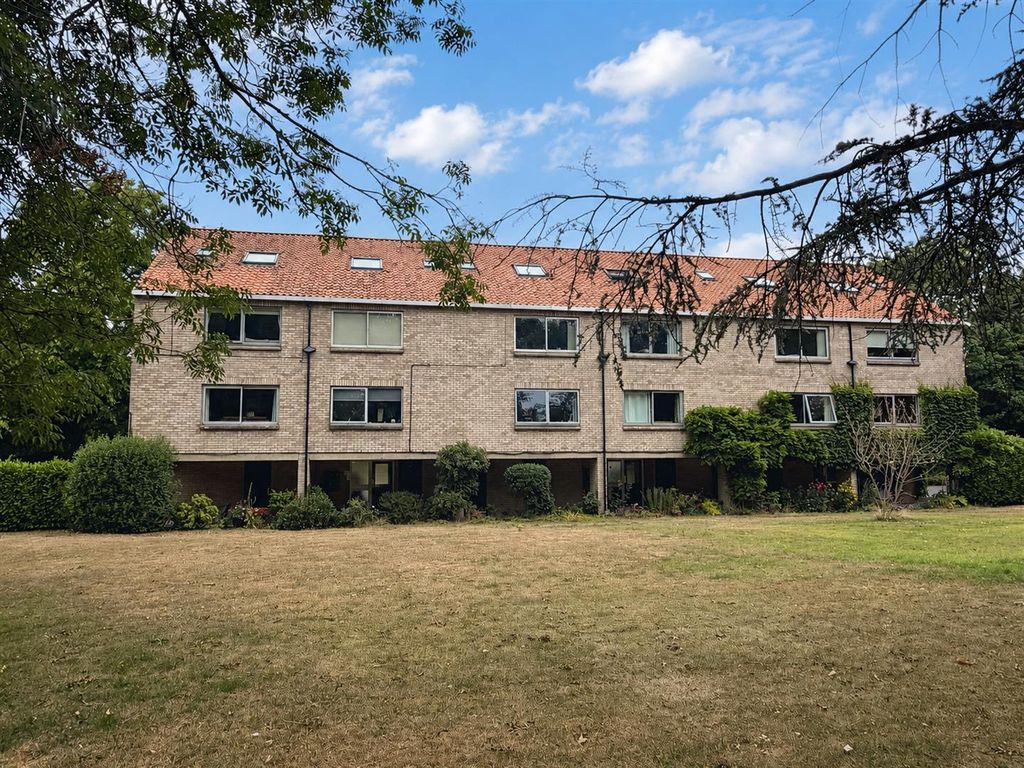 Property photo 1 of 10 Nunthorpe .Png