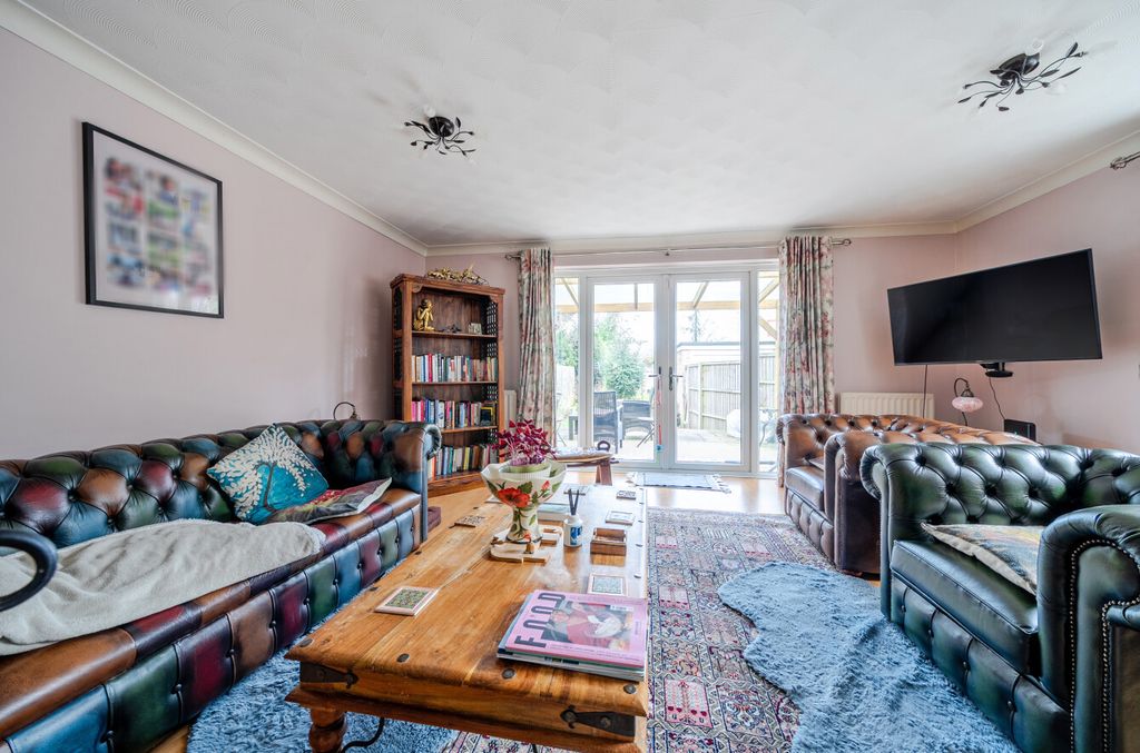 Property photo 2 of 12 1418343-8-699c37c...