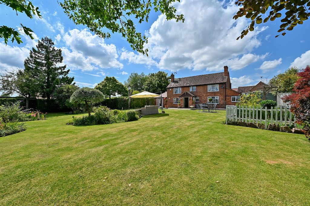 Property photo 1 of 30