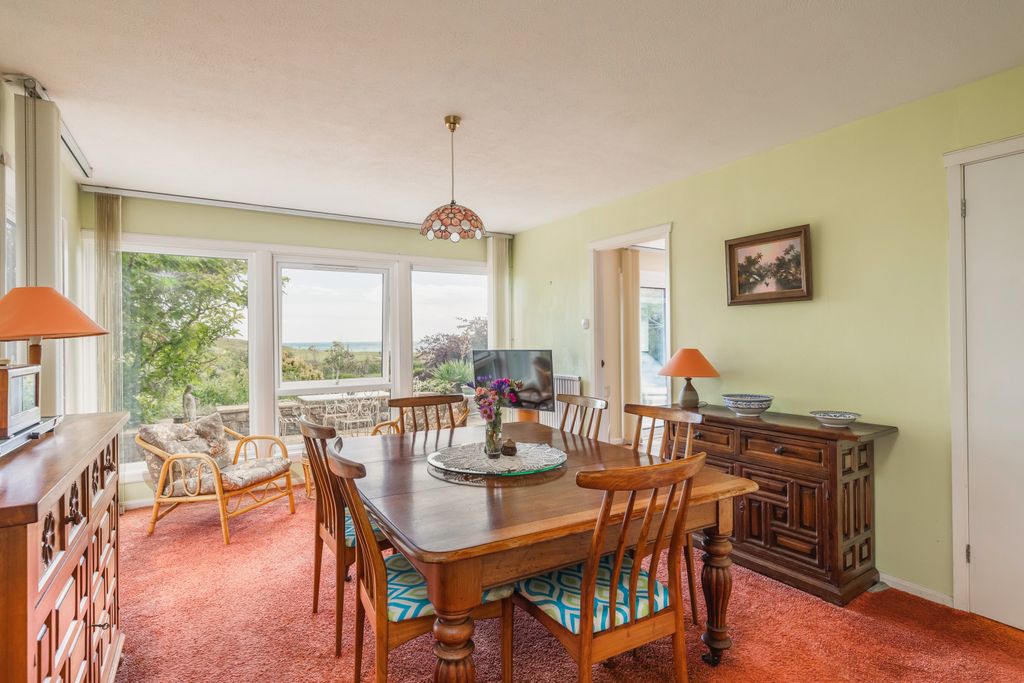 Property photo 3 of 19 Dining Room