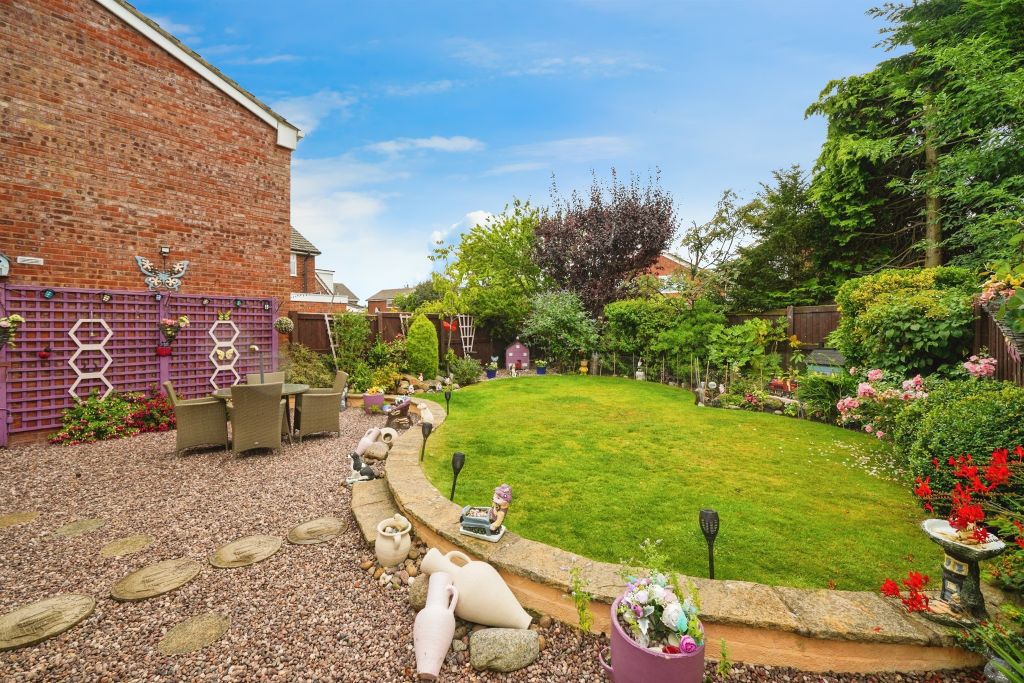 Property photo 3 of 17