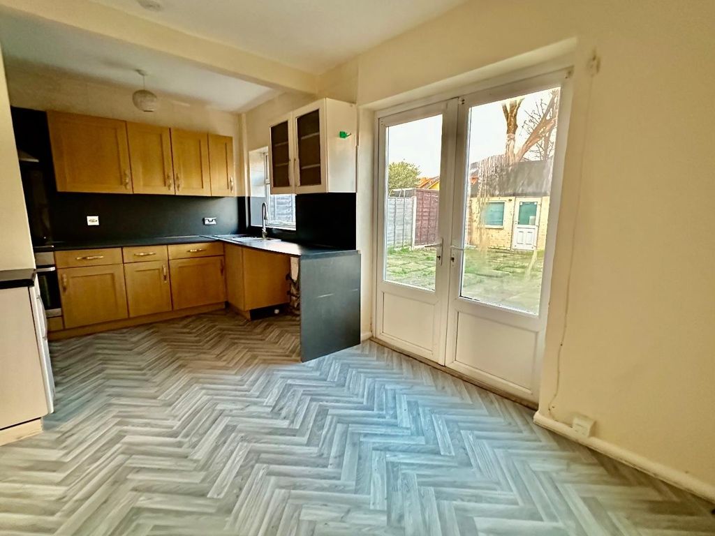 Property photo 3 of 9 Img_5906.Jpeg