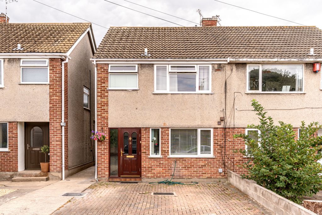 Property photo 3 of 16 A7402975-1