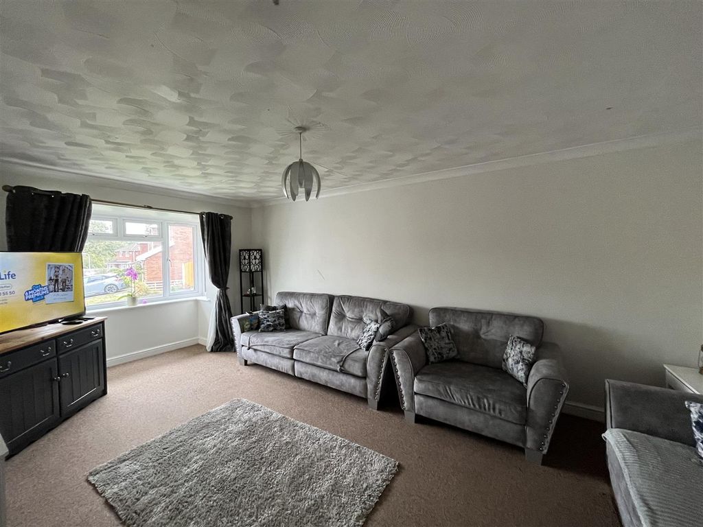 Property photo 2 of 12 Img_9076.Jpg
