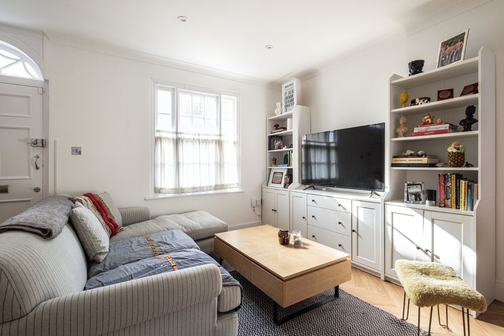 Property photo 2 of 29